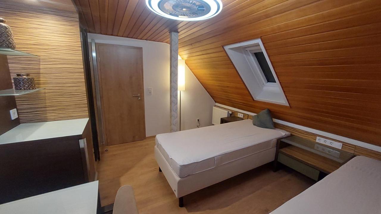 Wohnambiente Apartment Selb Exterior foto