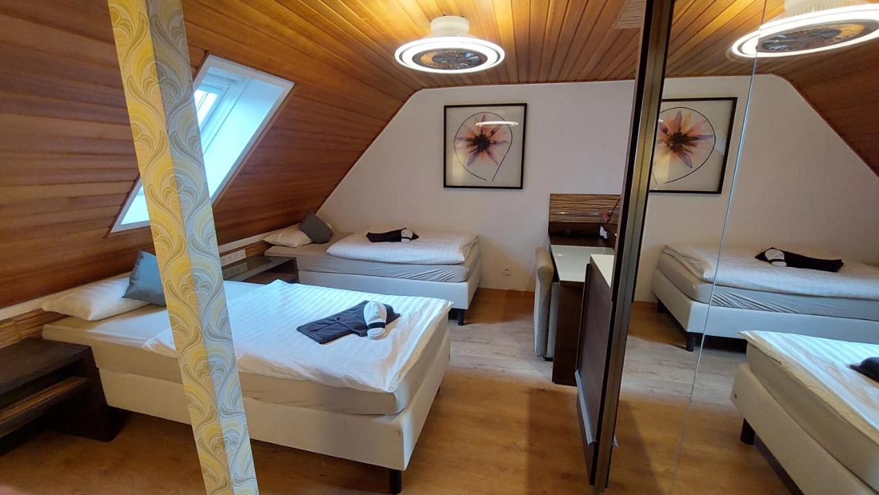 Wohnambiente Apartment Selb Exterior foto